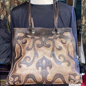 Leaders in leather purse beautiful!!!